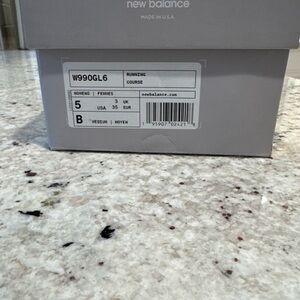 Women's New Balance 990V6 Running Shoes